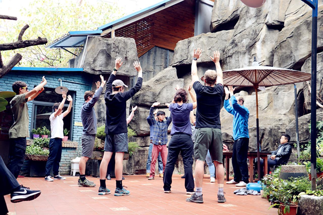 Jianshui Upland Internation Youth Hostel מראה חיצוני תמונה